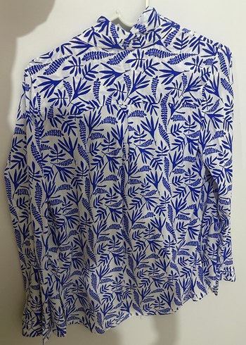 Mavi Desenli V Yaka Kadın Gömlek - Görsel 4