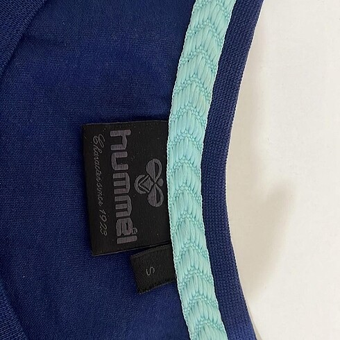 s Beden Hummel tişört