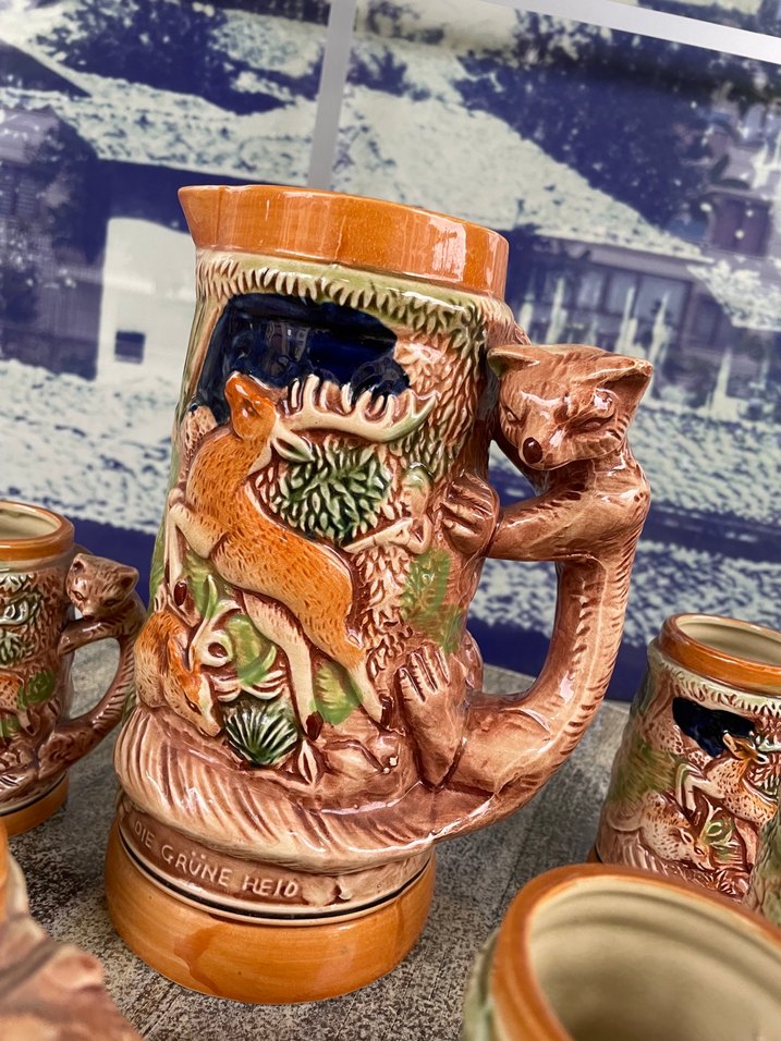 Geyik Figürlü Koyu Camel Seramik Sürahi ve Bardak Seti - Görsel 4