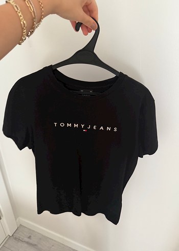 Tommy Jeans Siyah Baskılı Kısa Kollu Tişört