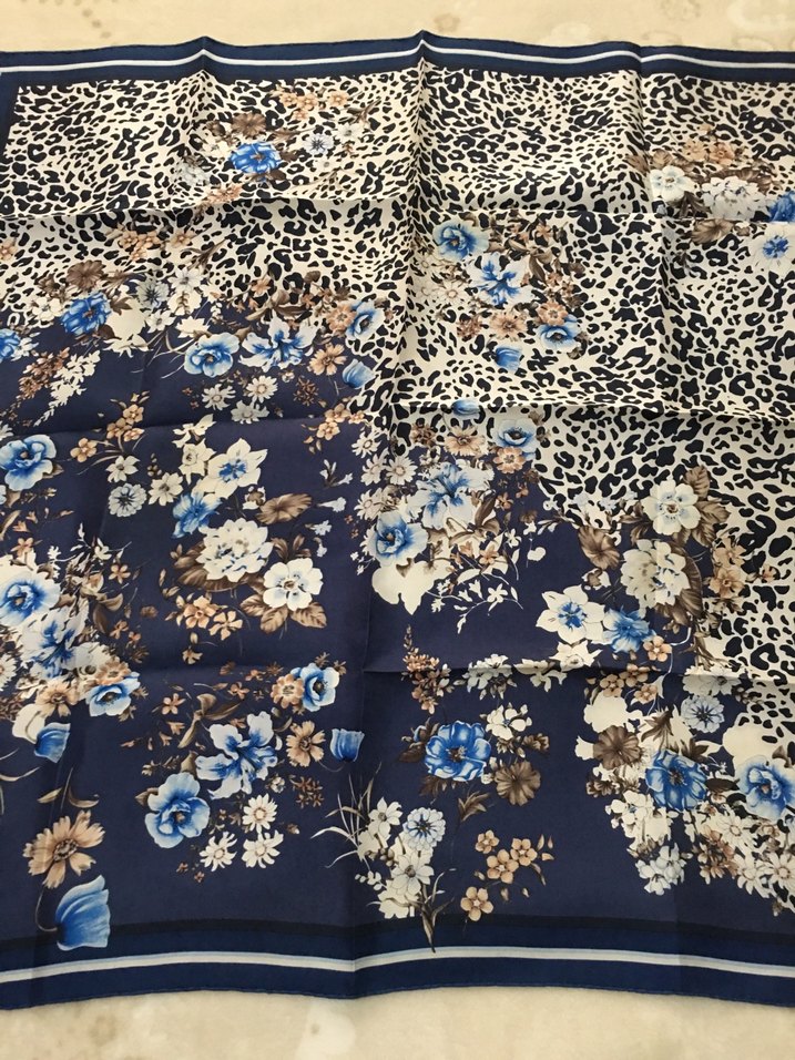 Vakko Lacivert İpek eşarp - Görsel 3