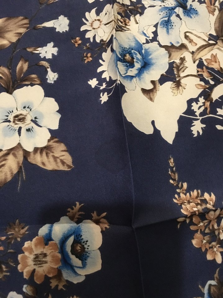 Vakko Lacivert İpek eşarp - Görsel 5