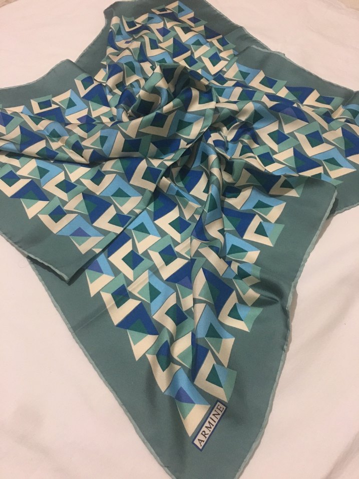 Armine ipek eşarp - Görsel 2