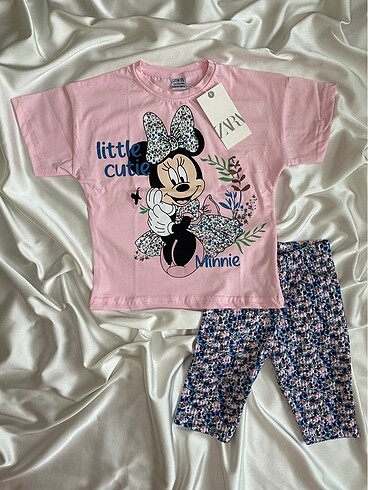 Çiçekli minnie