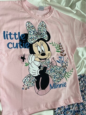 3 Yaş Beden Çiçekli minnie