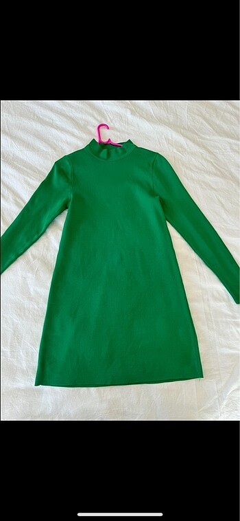 Stradivarius marka yeşil mini elbise