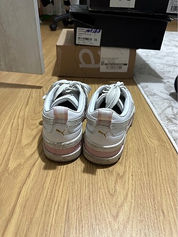 36 Beden beyaz Renk Puma spor ayakkabı