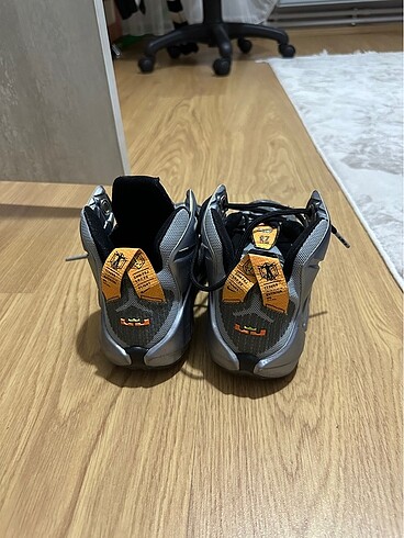 Nike Özel lebron basketbol ayakkabısı