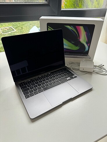 MacBook Pro 13 M1