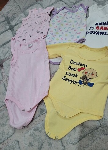 9 Ay Beden 5 adet çıtçıtlı body