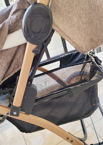 Cift tarafli katlanır bebek arabasi - Görsel 7