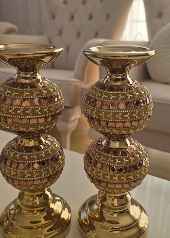 masa takımı ,

Parlak Altın Renkli Dekoratif Vazo - Görsel 15