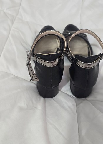 Kadın Siyah Yılan Desenli Topuklu Ayakkabı - Görsel 3