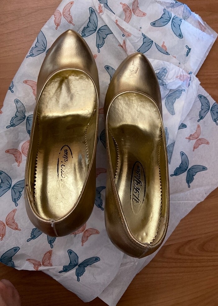 Gold ince topuk ayakkabı - Görsel 4