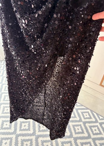 Uzun Kollu Siyah Parlak Straplez Elbise - Görsel 5