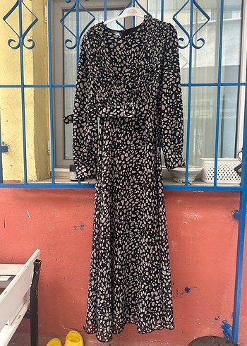 Diğer Siyah Zebra Desenli Uzun Kadın Elbise