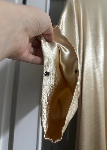 Drapeli Uzun Kollu Altın Tesettür Abiye - Görsel 5