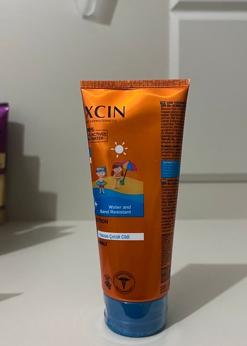 Çocuklar için SPF 50+ Yüksek Koruma Güneş Losyonu - Görsel 2