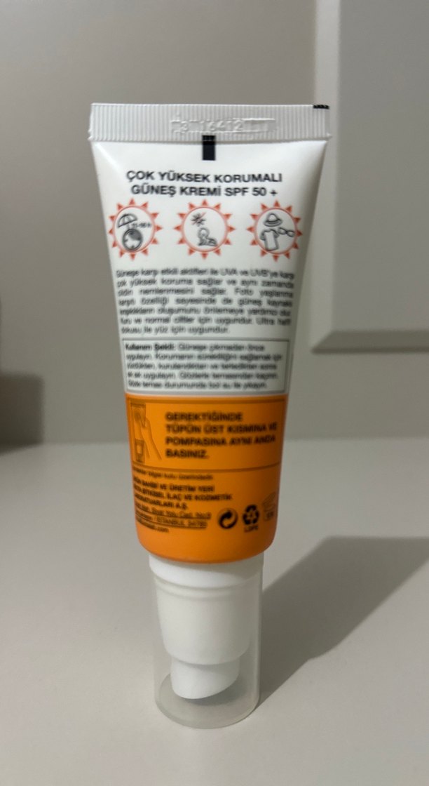 BiOXCIN SPF 50+ Yüksek Koruma Güneş Kremi - Görsel 2