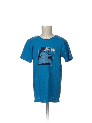 National Geographic T-shirt %70 İndirimli.
