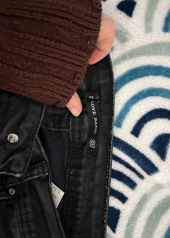 Siyah Batik Desenli Salaş Kot Pantolon - Görsel 2