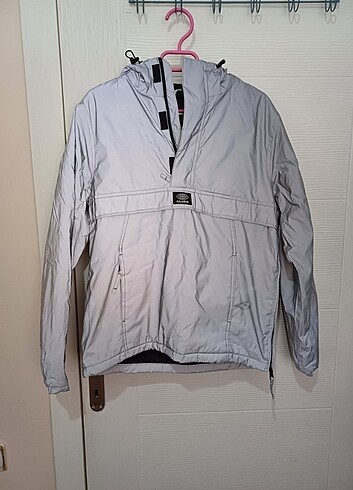 PULL&BEAR mont