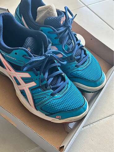 37 Beden mavi Renk Asics ayakkabi