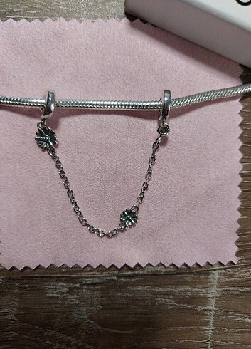  Beden Pandora Charm