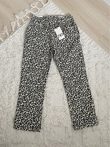 Leopar Desenli Jean