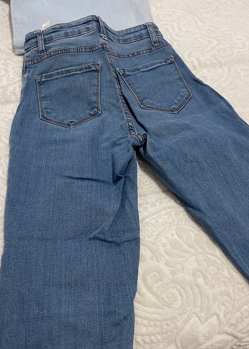 Kadın Mavi Kot Pantolon Tokalı - Görsel 4