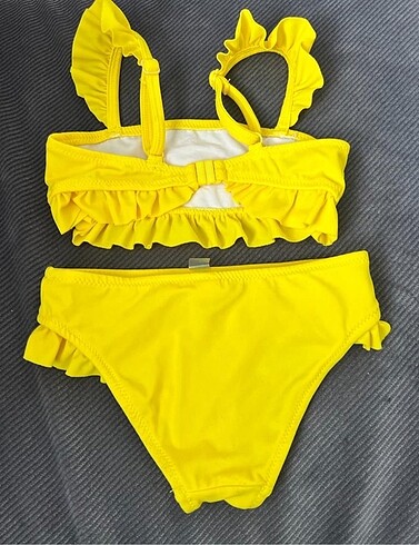 4 Yaş Beden Yepyeni bikini - Penti (3&4 yaş)