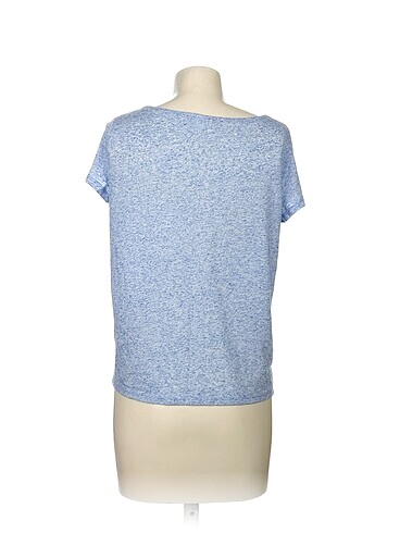 s Beden H&M T-shirt %70 İndirimli.