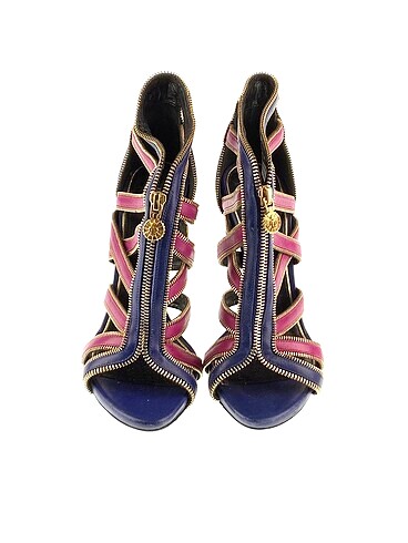 38 Beden Pucci Platform %70 İndirimli.