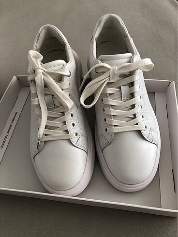 Kadın Beyaz Sneaker