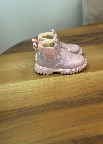 Kız Çocuk Pembe Kürklü Lastikli Bot - Görsel 2