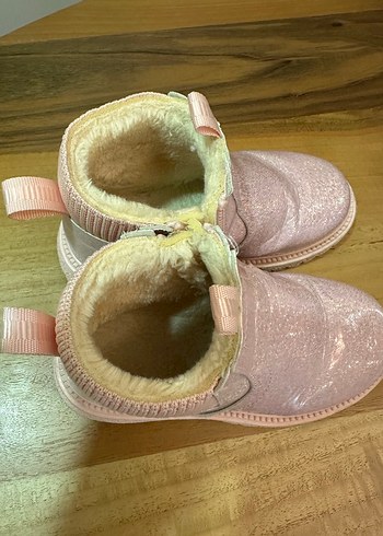 Kız Çocuk Pembe Kürklü Lastikli Bot - Görsel 3