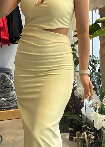 Zara elbise - Ana görsel