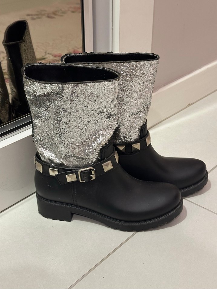 Gri Yılan Desenli Tokalı Rock Punk Botlar - Görsel 2