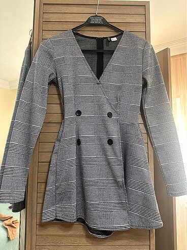 32 Beden çeşitli Renk H&M elbise