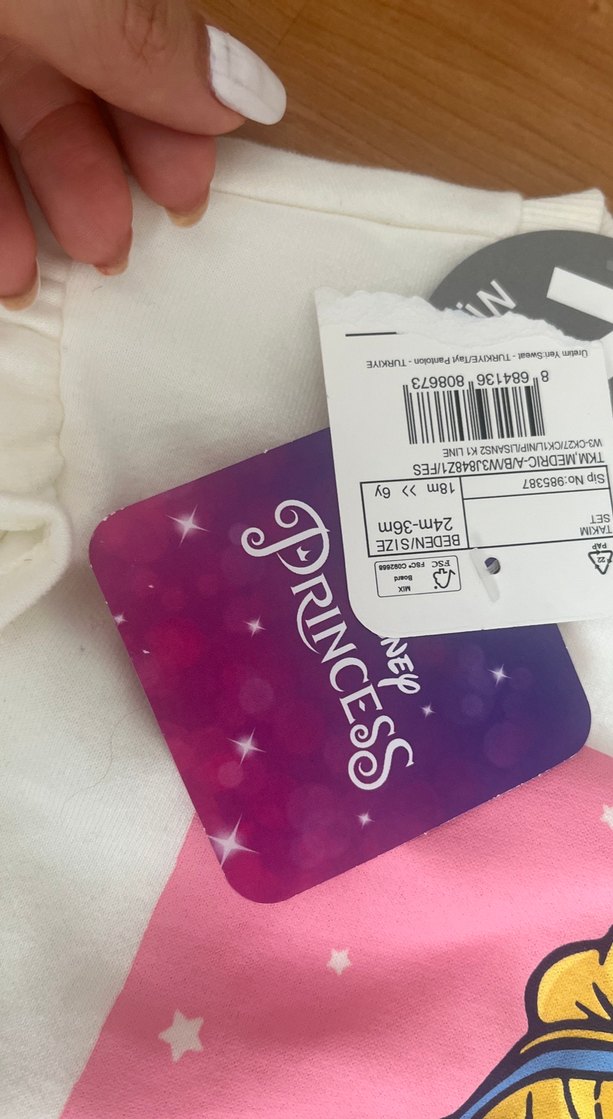 Uzun Kollu Baskılı Örgü Kız Bebek Takımı - Görsel 5