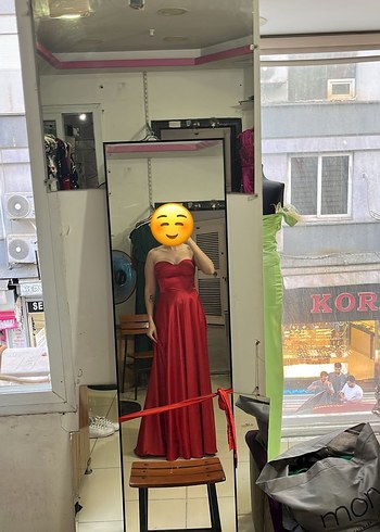 Kırmızı Straplez Uzun Abiye Elbise - Görsel 3