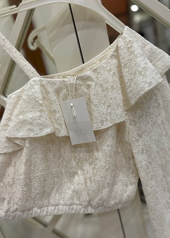 Zara Dantel Detaylı Bluz - Görsel 2