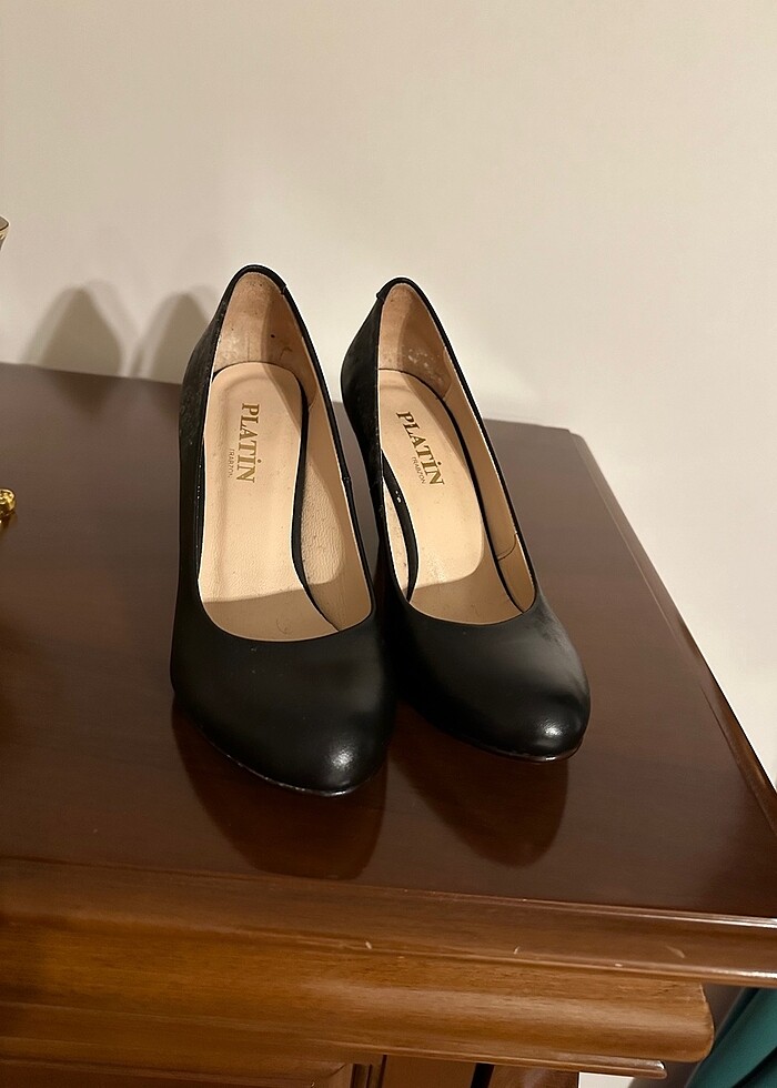 Platin 39 numara deri bayan ayakkabı - Görsel 2