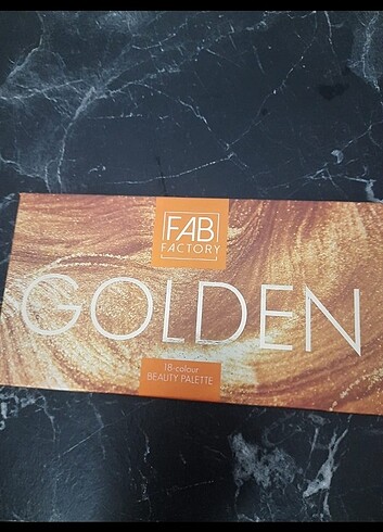 Fab Factory Golden, Far Paleti 
