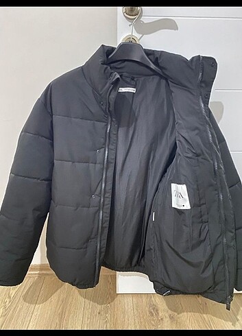 Zara Zara Su Geçirmez Kapitone Mont