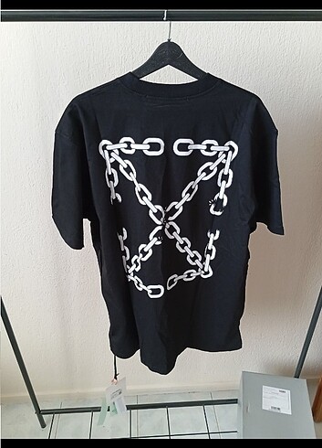 Off-White Off White Tshirt
