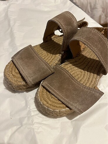 Vizon renk bambi yazlık sandalet - Görsel 9