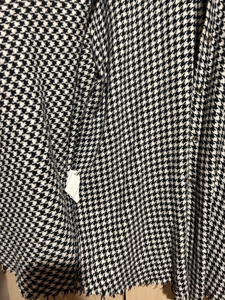 Trendyol marka kazayağı desenli kalın gömlek - Görsel 2