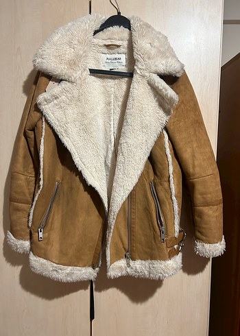 Pull and Bear s