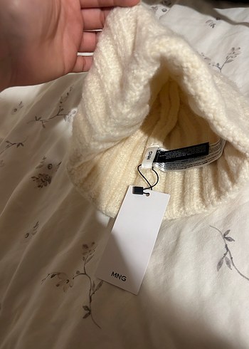 Mango Beyaz Örgü Yün Bere - Görsel 7